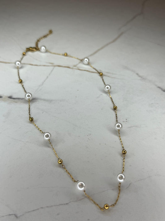 Pearlina Necklace