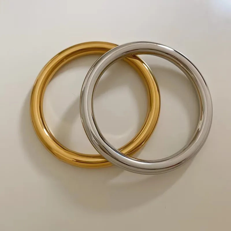 Vanya Bangle