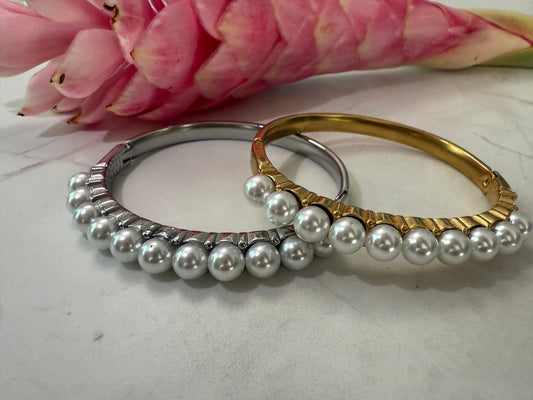 Eterna Pearls Bracelet