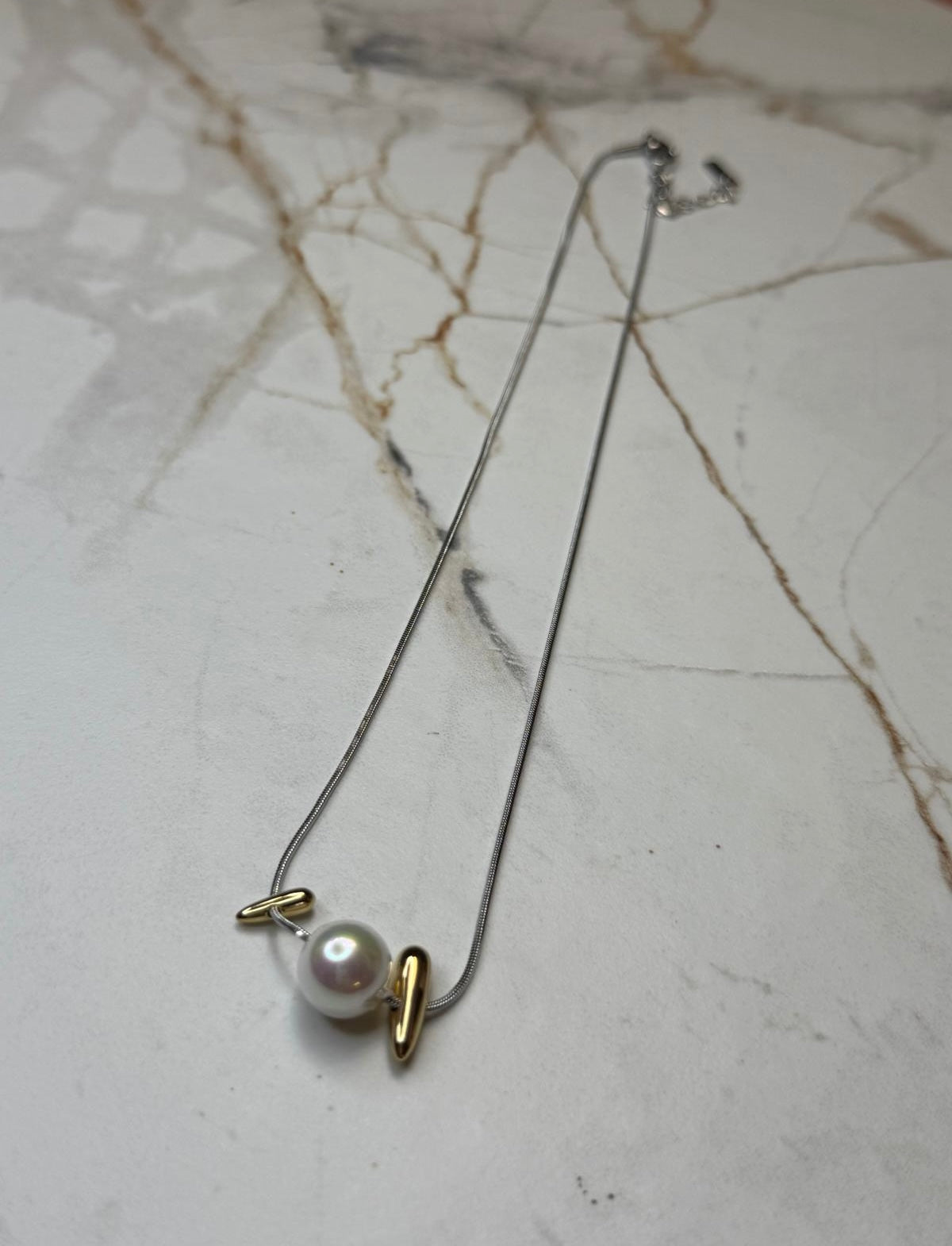 Lira Pearl Necklace