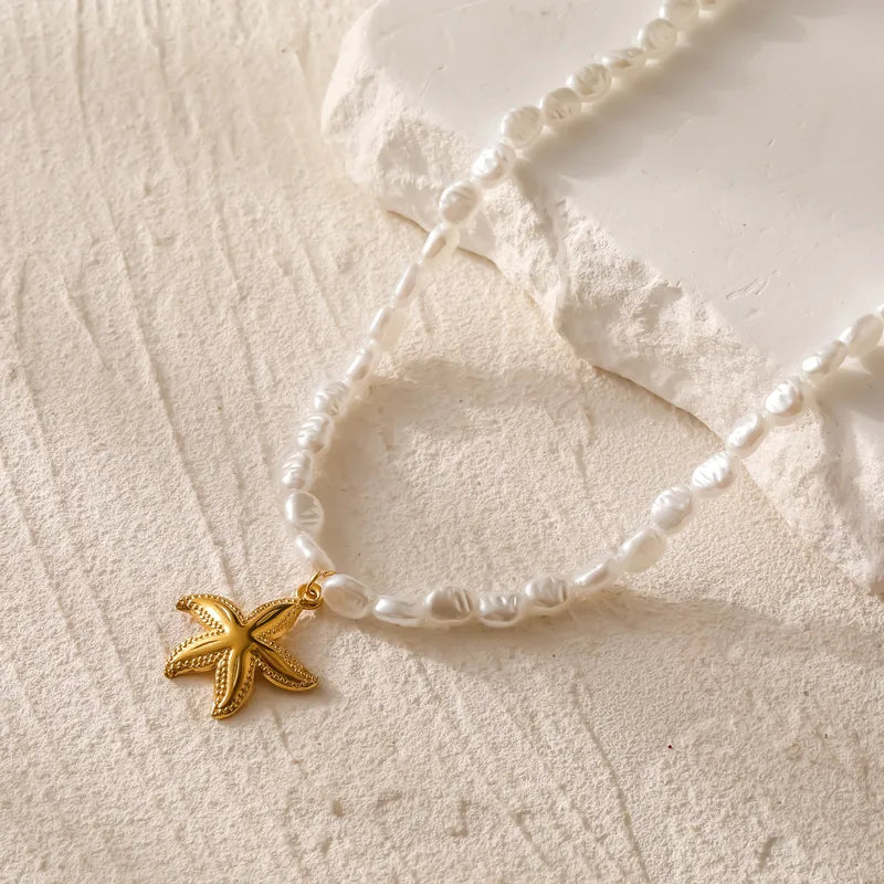 Starlet Pearls Necklace