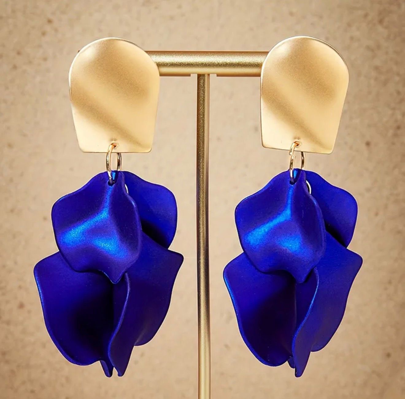 Elán Petal Earrings
