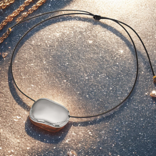 Evara Necklace