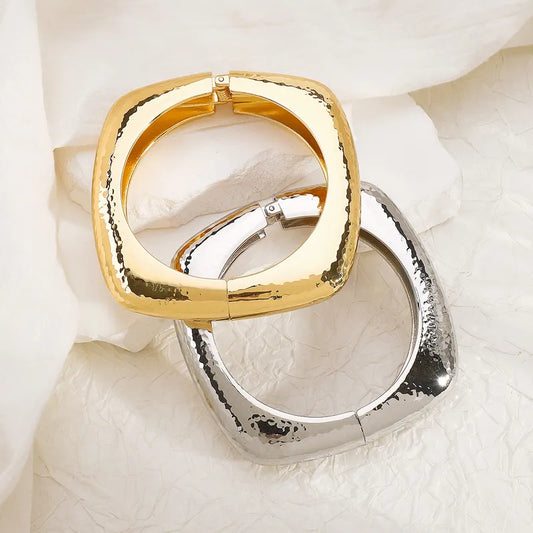 Viella Bangle