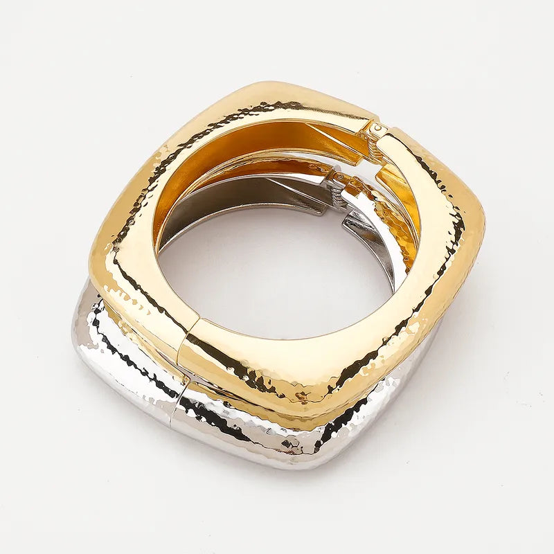 Viella Bangle