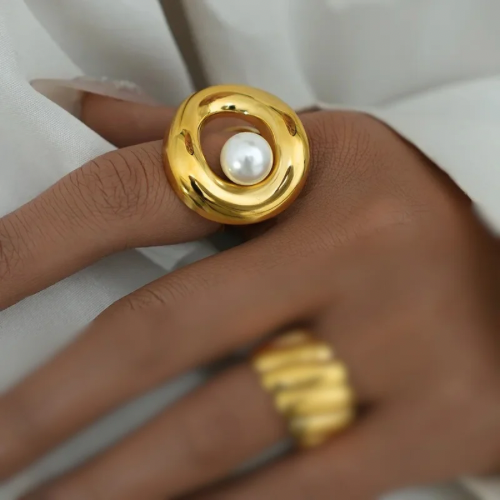 Pearla Ring