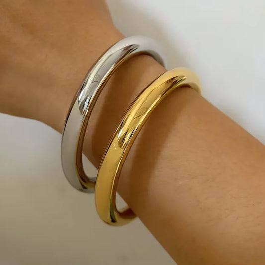 Vanya Bangle